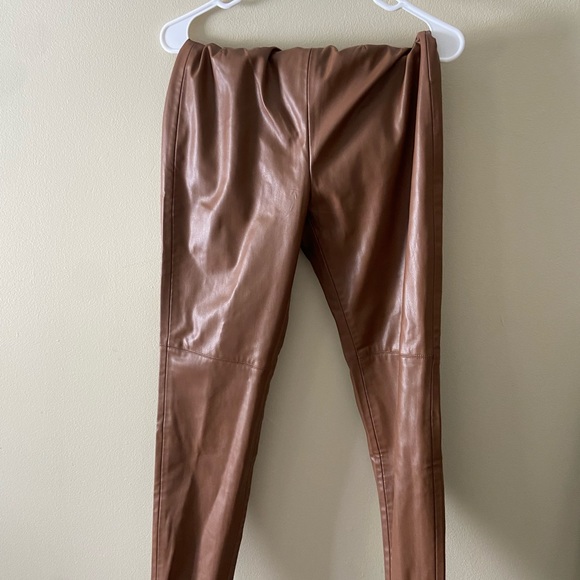 Zara fake leather Legging/Pants - Picture 6 of 7